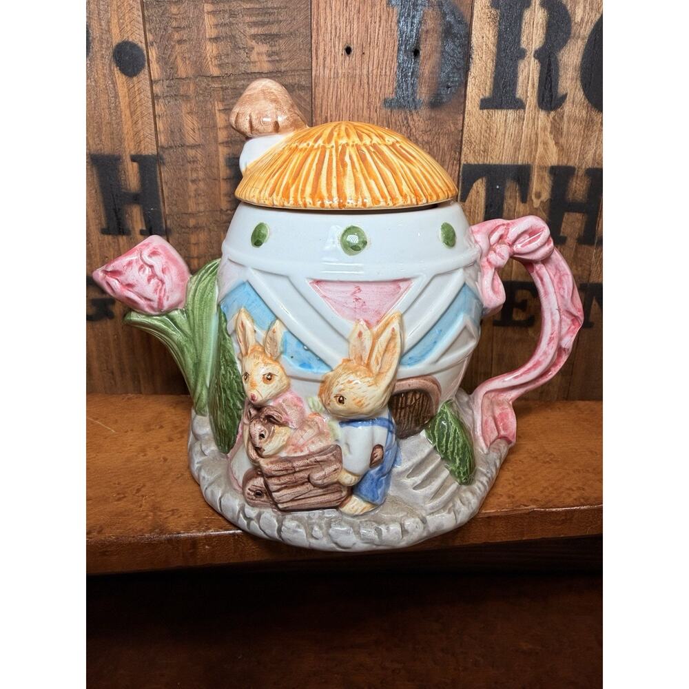 Vintage Bunny Teapot Rabbits, Garden, Easter Decor, Tulip, Rabbit House
